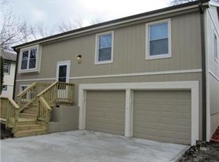923 Colbern Dr, Belton, MO 64012