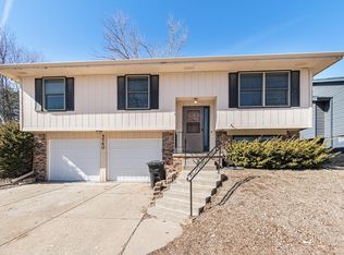5740 N 115th Cir, Omaha, NE 68164