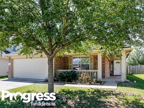 2nd image of 19743 Cozy Cabbin Dr