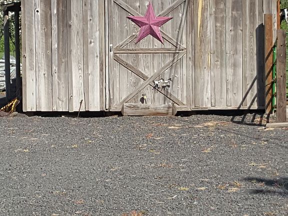 Bunkhouse slider