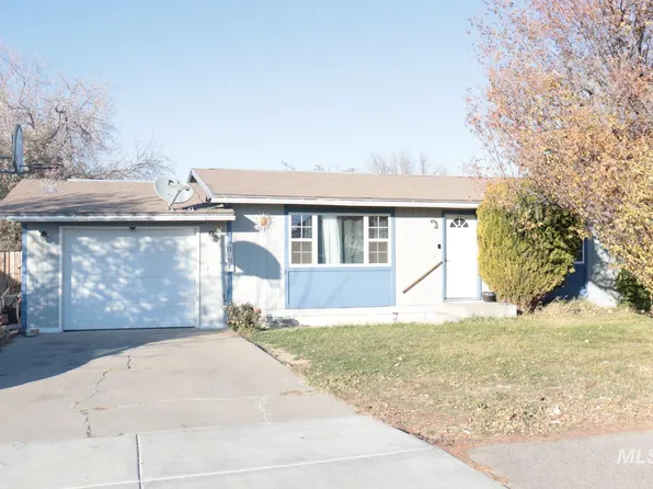 226 10th Ave E, Jerome, ID 83338
