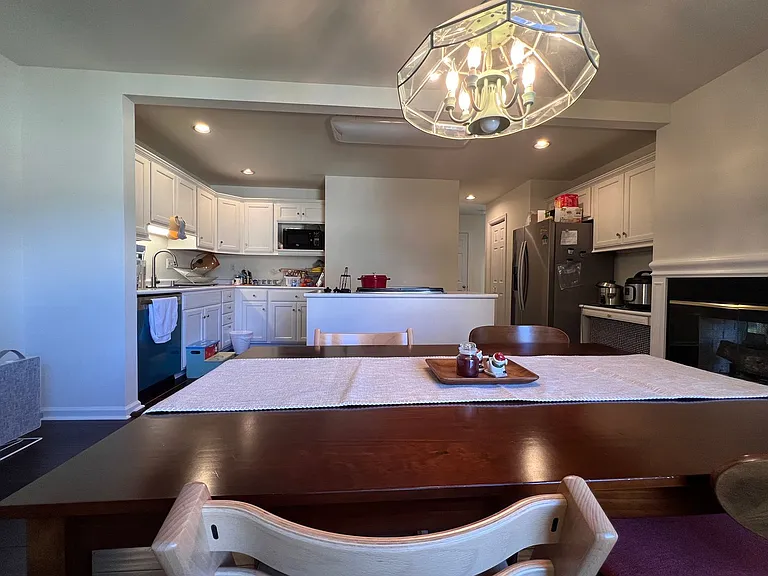 240 Newberry Ln — Photo 15