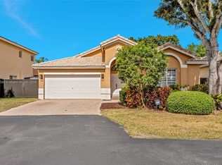 Oak Creek North Replat, Miami, FL 33196