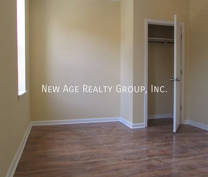 4011 Green St #2 — Photo 10