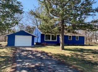 1906 12th Ave NE, Austin, MN 55912