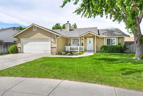 10230 W Greenleaf Ct Photo 1