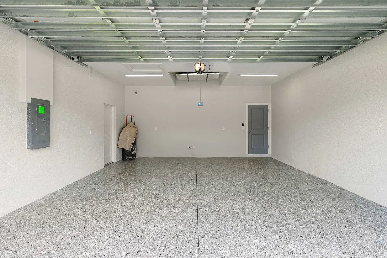 3 bed, 1538 sqft, $3,500 — Photo 2