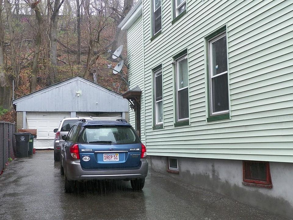 2nd image of 241 River St
