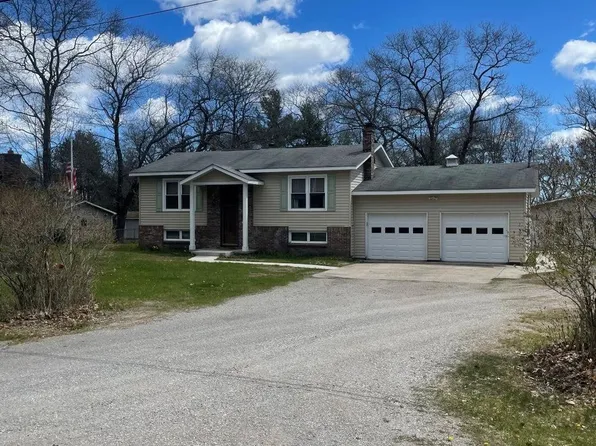 5700 Weir Rd, Oscoda, MI 48750