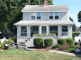 72 Town Beach Rd, Old Saybrook, CT 06475