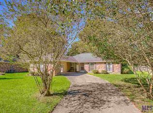 8838 Cedar Springs Ave, Denham Springs, LA 70726