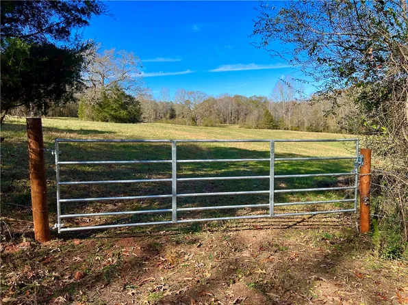 1 Tornado Rd, Honea Path, SC 29654