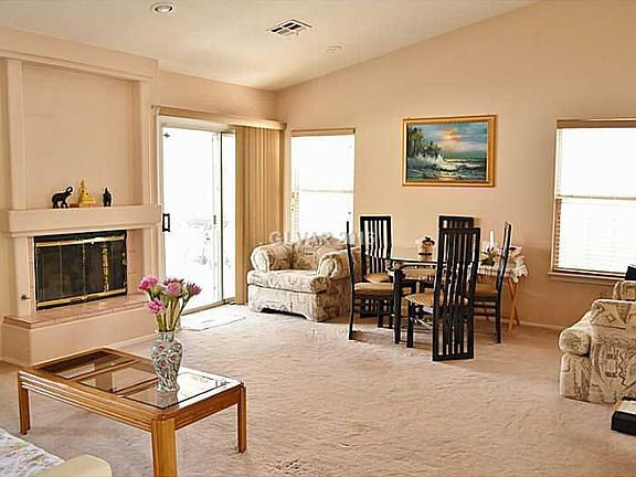 3rd image of 1516 Blanco Dr