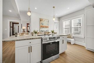 2nd image of 1496 E 107th St Floor 3