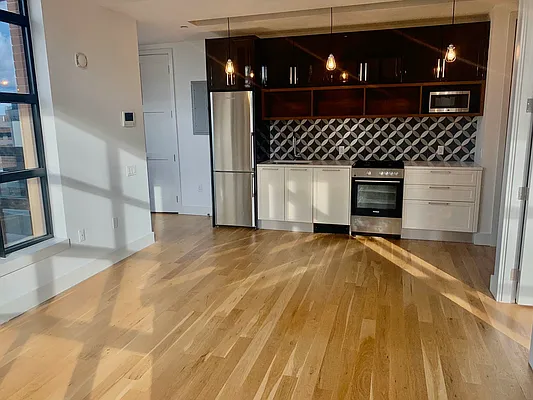 Rented by EXR | media 8