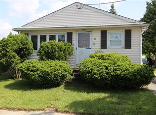 30 Woodbine St, Pawtucket, RI 02860