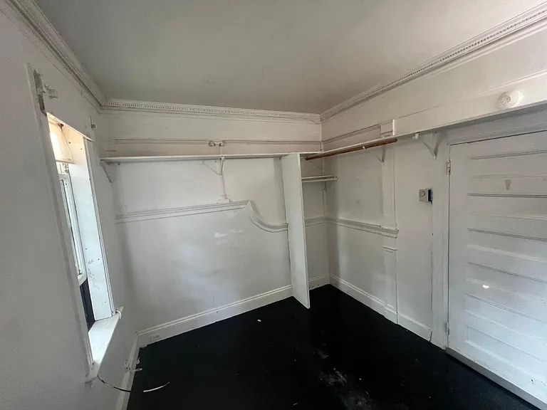 83 Englewood Ave #2A — Photo 2
