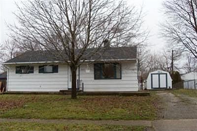 2nd image of 3927 Thompson Dr