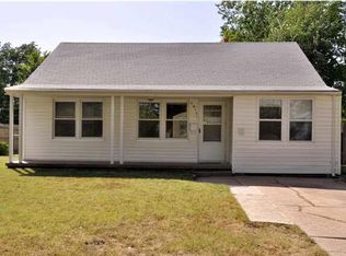 1813 S Elizabeth St, Wichita, KS 67213