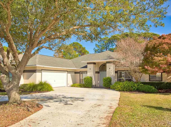 1328 Tour Dr, Gulf Breeze, FL 32563