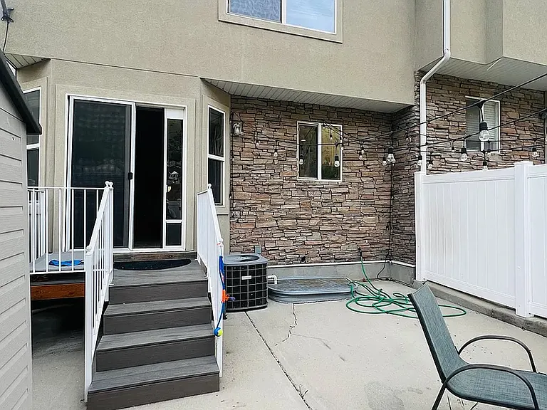 1355 S 1590 E — Photo 3