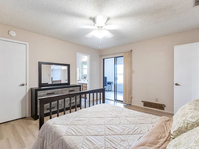 4074 Russell Ave — Photo 20