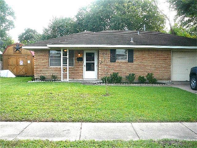 1st image of 3618 Longwood Dr