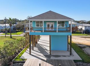 44 Pompano Cir, Bay Saint Louis, MS 39520