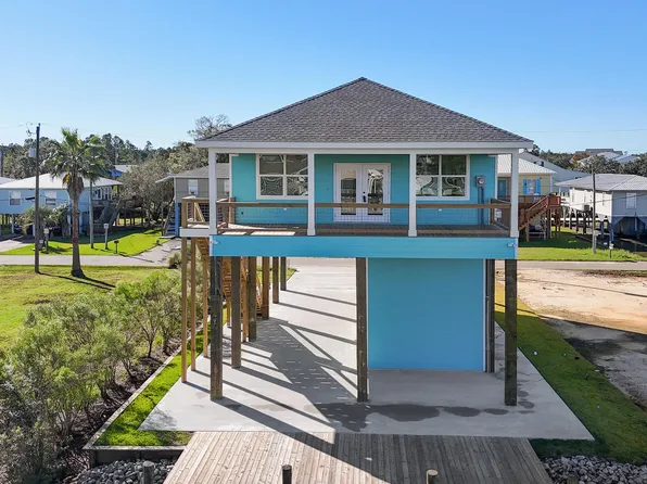 44 Pompano Cir, Bay Saint Louis, MS 39520