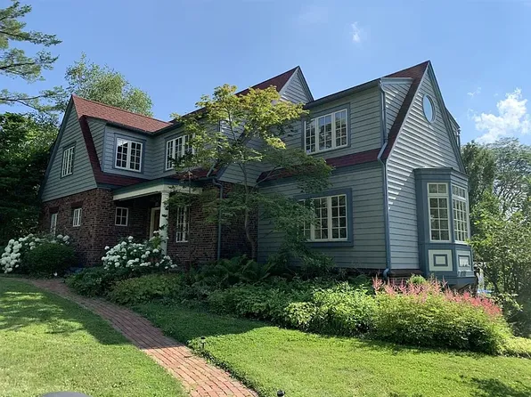 107 Cayuga Park Cir, Ithaca, NY 14850