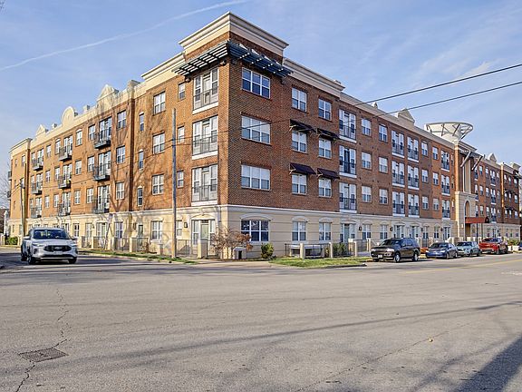 2nd image of 3000 Vanderbilt Pl APT 331