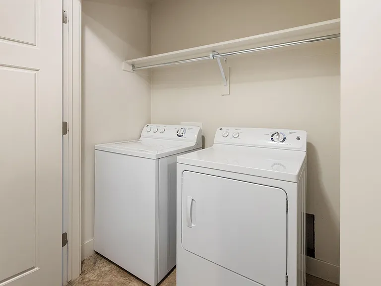 Cove at Pleasant View Town Homes — Photo 6