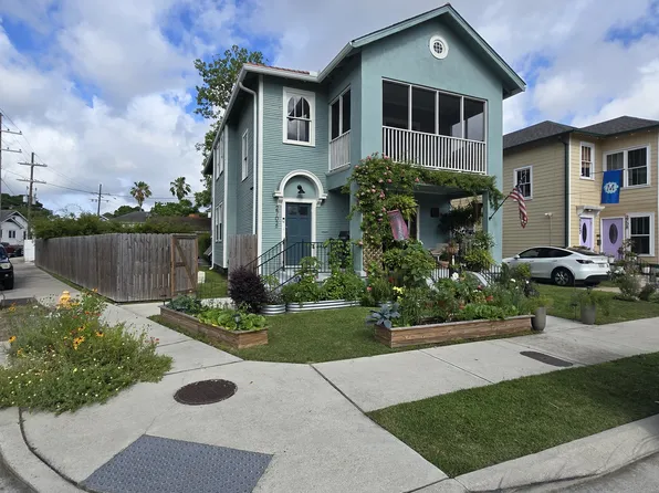 2700 Soniat St #2702, New Orleans, LA 70115