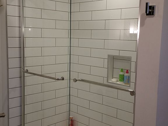 5th image of 6675 Knollwood Cir E