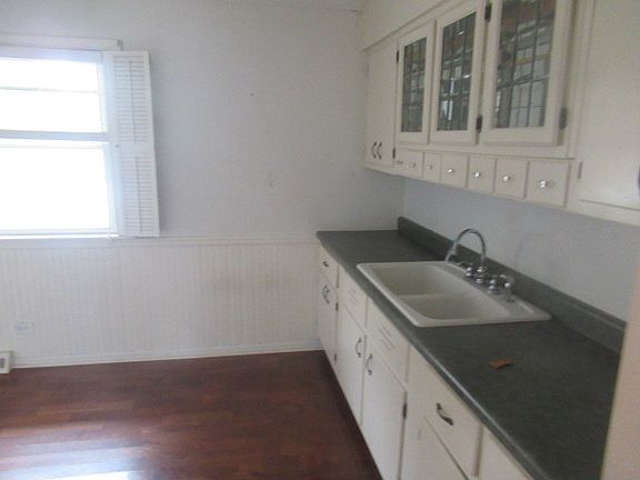 5th image of 1004 Jenkisson Ave