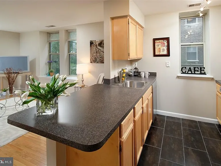 1308 Clifton St NW #217 — Photo 15