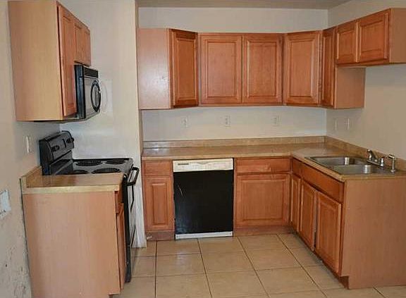 5th image of 101 Oakwood Dr