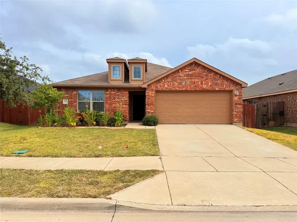 2106 Danibelle Dr, Heartland, TX 75126