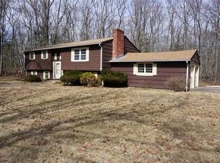 22 Highland Ter, Scituate, RI 02857