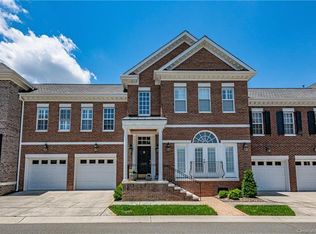 6639 Wakehurst Rd #1402, Charlotte, NC 28226