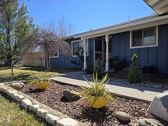 2nd image of 3028 Laurel Rd