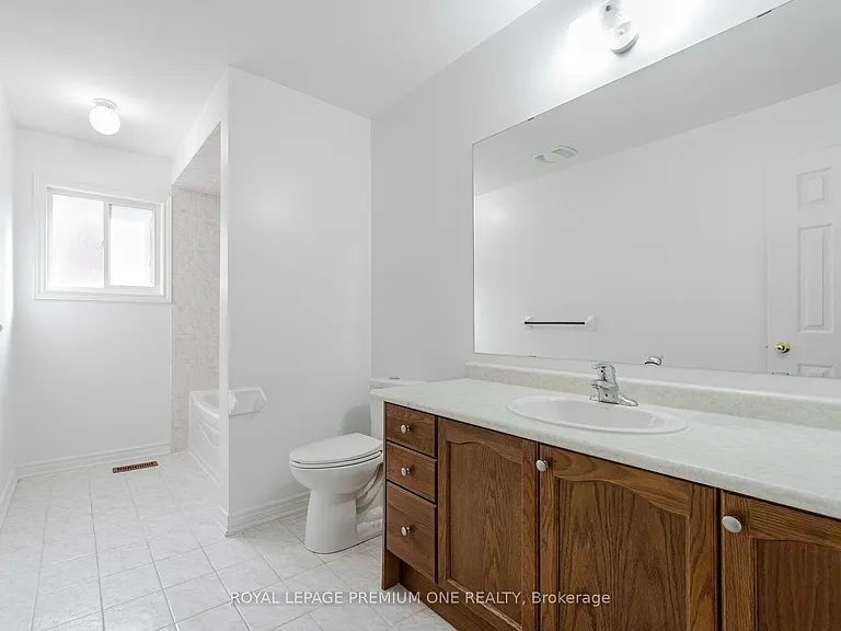 48 Devonwood Dr — Photo 39