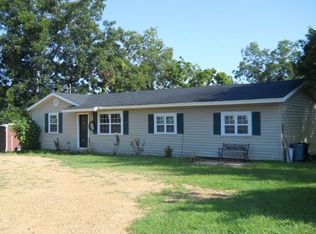 1007 Common St, Wesson, MS 39191