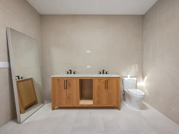 1423 Park Place image 14 of 15