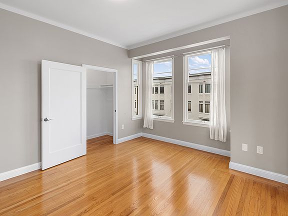 3rd image of 2774 Franklin St APT 9