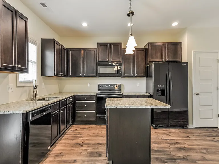 125 Crawford Pkwy — Photo 8