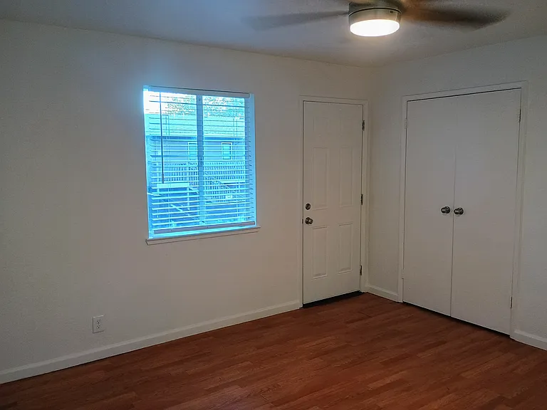 1455 Lochbrae Rd #8 — Photo 15
