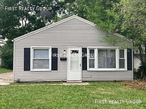 4446 Genesee Ave Photo 1