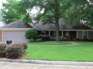 68 Springview Dr, Brandon, MS 39042