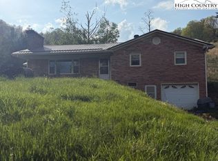 11879 State Highway 194 N, Lansing, NC 28643